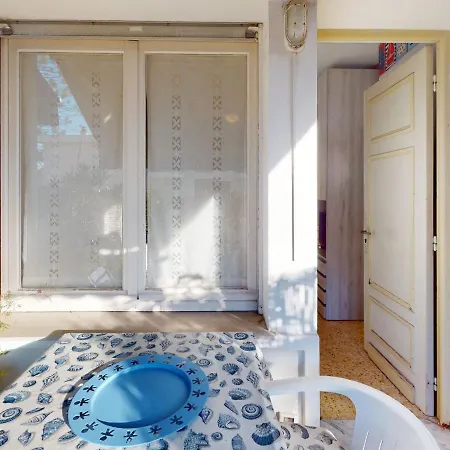 Apartament Avec Grande Terrasse Ensoleillee Pres Du Centre Et Des Plages - Fr-1-196-319 Mentona